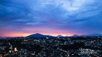 Sunset dari rooftop Star Hotel