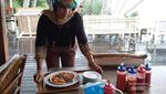 Icip-icip Kuliner Pizza Ala Pantai Sumur Tiga, Aceh