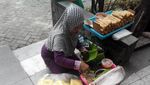Icip-icip Pecel Semanggi, Kuliner Langka Asli Surabaya