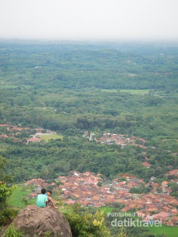 Ide Liburan Weekend Ini, Hiking ke Gunung Munara Bogor