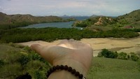 Pemandangan dari atas bukit Pulau Rinca