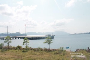 Indahnya Iboih dan Tugu 0 KM Indonesia di Sabang