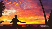 Senja merah merona di Betaet, Desa Simalegi.