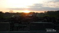 Sunset di Candi Prambanan