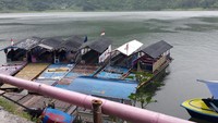 perahu yang disewakan disana