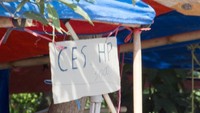 Berguna buat yang HP-nya kehabisan baterai tidak bawa power bank