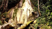 Air Terjun Amasing saat debit air kecil