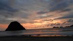 Ini 2 Pantai Populer Untuk Lepas  Penat