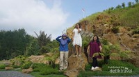 Berfoto di stone garden .