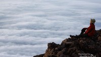 di atas awan