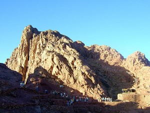Ini Dia 10 Gunung Suci di Seluruh Dunia