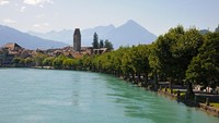Danau Interlaken (Switzerland Tourism)