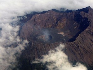 Ini Dia 5 Gunung Berbahaya di Indonesia