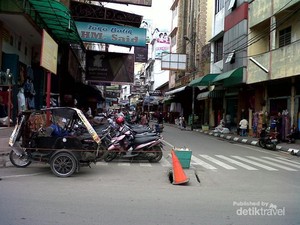 Ini Dia Aneka Kawasan Belanja Oleh-oleh Khas Medan