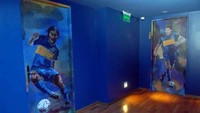 Beberapa gambar pemain Boca Juniors di tiap pintu masuk kamar (ultimahoradiario.com.ar)