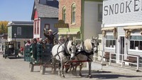 Suasana di desa wisata Calgary (sumber: visitcalgary.com)