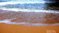 Pantai Drini yang sunyi