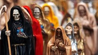 Patung yang banyak terlihat di Pasar Sihir Sonora (Sumber: bestourism.com)