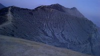 Ijen pukul 04.00 WIB
