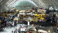 Ramainya suasana di dalam National Air and Space Museum, Washington DC (newsdesk.si.edu)