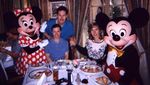 Ini Dia Satu-satunya Tempat Minum Alkohol di Disneyland