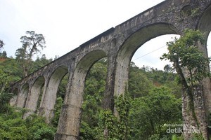 Ini Jembatan di Padang yang Instagramable