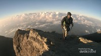 Puncak gunung Agung