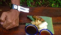 Dapat kopi/teh dan camilan