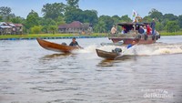 Balap sampan robin nan eksotis menambah sensasi bagi penumpa