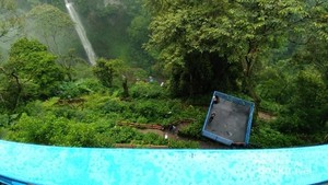Ini Loh Air Terjun yang Lagi Hits di Bandung Barat