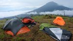 Ini Pemandangan Sindoro Sehabis Badai