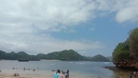 teluk asmara.