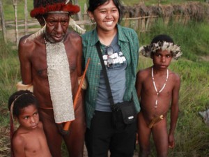 Ini Rasanya Sehari Menjadi Suku Asli Papua