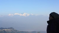 Menikmati Pegunungan Himalaya dari Tiger Hill