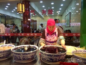 Ini Tempatnya Wisata Kuliner Halal di China