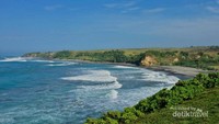 Ini di Puncak Guha, bukan di Uluwatu