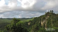 Sisi lain Bukit Parangendog