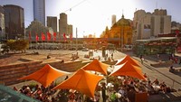 Federation Square (Sumber: Tourism Victoria Australia)