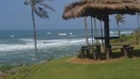 Pantai Amanda Ratu