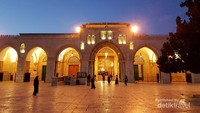 Bagian depan Masjidil Aqsa