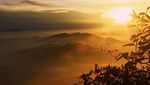 Inilah Sunrise Terbaik dari Puncak Gunung Cikuray Garut