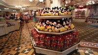 Souvenir khas Disneyland
