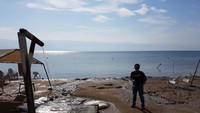 Laut Mati yang berada di perbatasan Israel dan Jordania