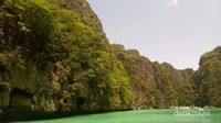 Menyusuri pantai Phuket