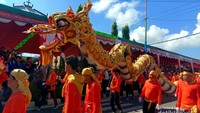 Parade Barongsai Saat Perayaan Cap Gomeh