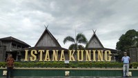 Istana kuning