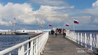 Dermaga tempat kapal hydrofoil berlabuh untuk mengantar para wisatawan dari kota St Petersburg ke Peterhof dan sebaliknya