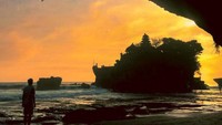 Sunset di Tanah Lot