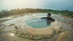 Jacuzzi Alam di Tengah Sawah, Mau Coba?