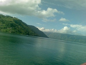 Jadi Backpacker ke Danau Toba, Kenapa Tidak?